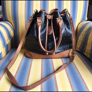 RESERVED!! VINTAGE POLLINI BUCKET HANDBAG ITALY